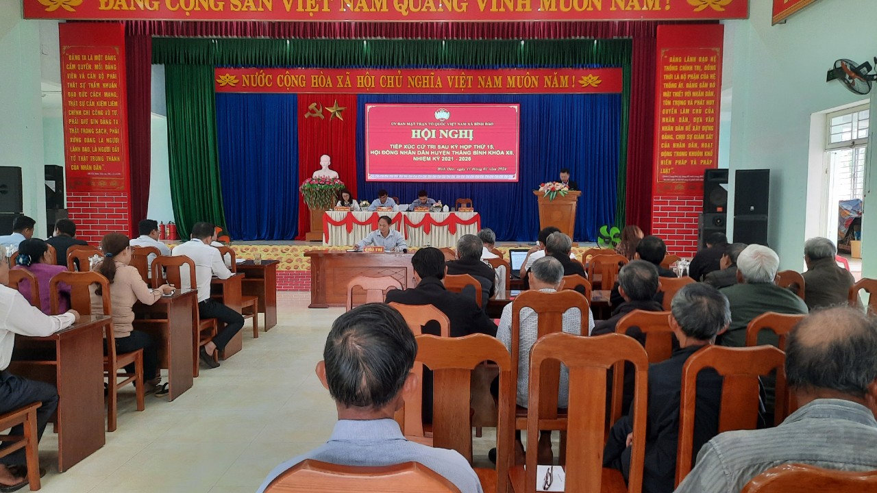Bình Đào: Hội nghị tiếp xúc cử tri sau kỳ họp thứ 15, HĐND huyện khóa XII, nhiệm kỳ 2021-2026